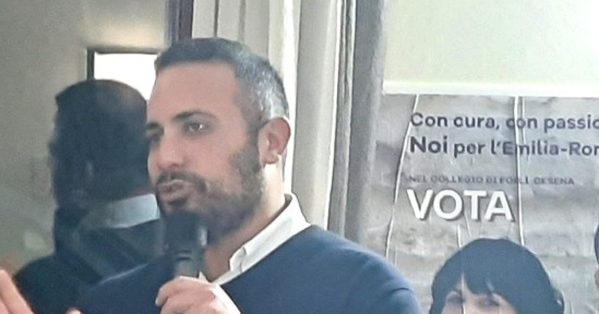 auto sbanda e colpisce tre amici al bar a bagno di romagna morto il consigliere comunale gabriele nuzzolo
