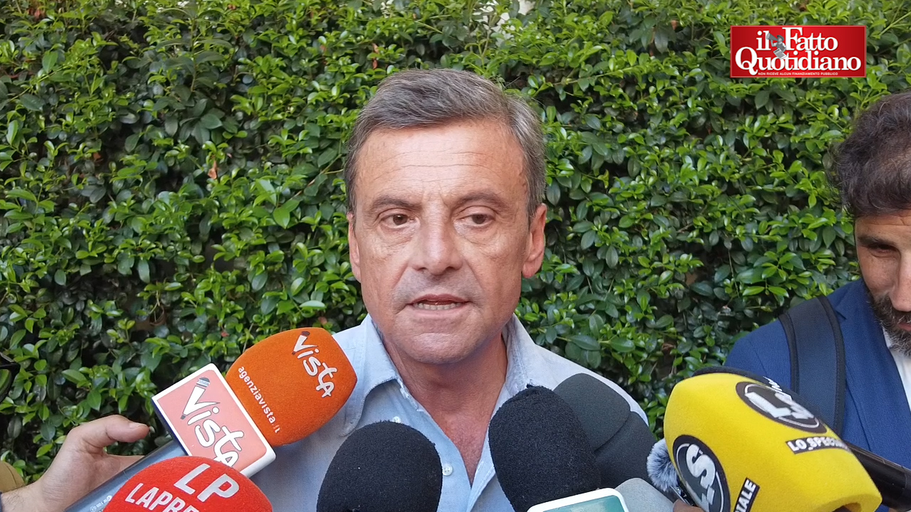 Calenda: “La risoluzione del M5s sembra scritta da Putin: come si fa un’alternativa di governo così?” Calenda: “La risoluzione del M5s sembra scritta da Putin: come si fa un’alternativa di governo così?”