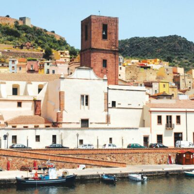 Copertina di Bosa, il mega-argine è inutile. Ma vanno spesi 250 milioni