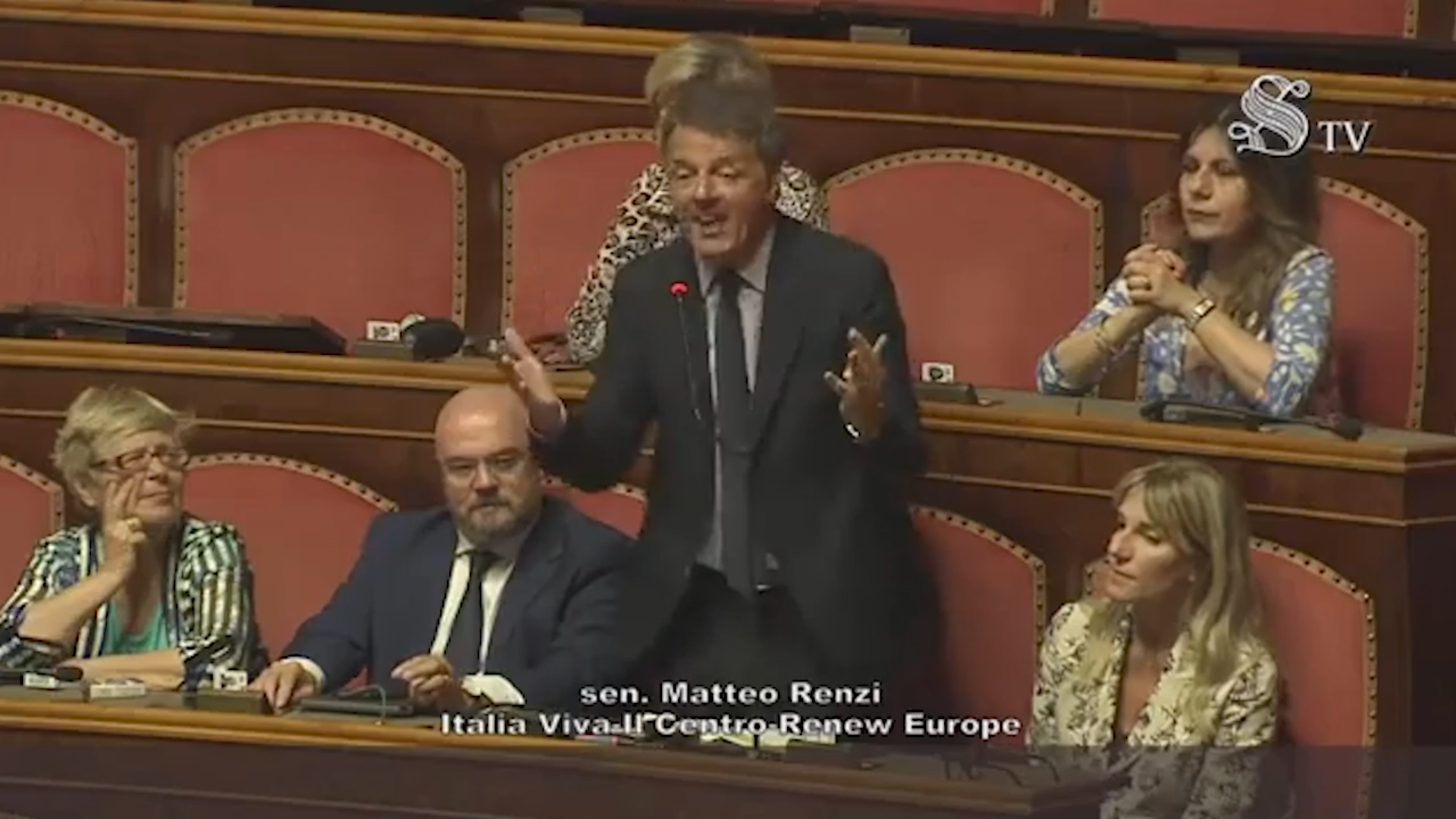 Caso Paragon, Renzi a Meloni: “Giornalisti spiati? È lei che deve rispondere e dire chi è stato” Caso Paragon, Renzi a Meloni: “Giornalisti spiati? È lei che deve rispondere e dire chi è stato”
