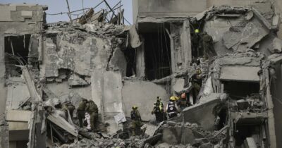 Copertina di La tregua annunciata da Trump dura una manciata di ore. L'esercito: “Nuovi missili iraniani verso lo Stato ebraico”. Il ministro Katz: “Risponderemo”. Ma Teheran nega l'attacco