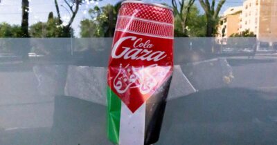 Copertina di Via prodotti israeliani. In vendita Gaza cola