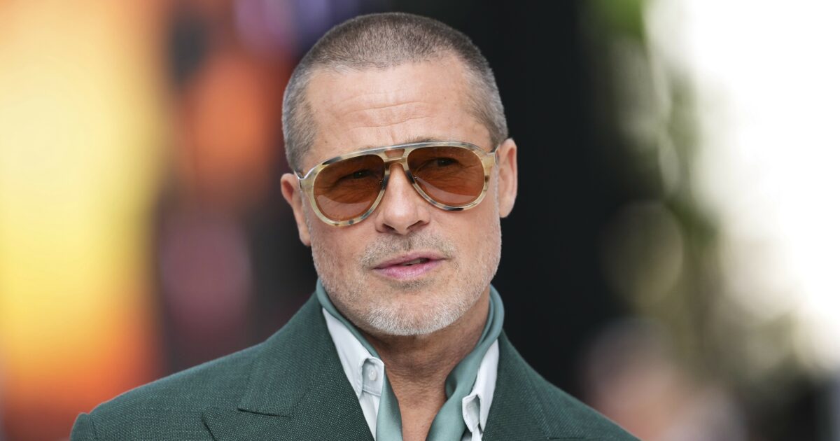 “Dopo il divorzio ero in ginocchio e avevo bisogno di un reboot. Le riunioni dagli Alcolisti Anonimi sono stati speciali”: la confessione di Brad Pitt