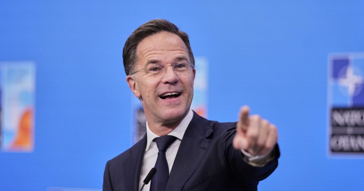 mark rutte da 8216avaro8217 contro i fondi ue post covid a segretario nato che invoca la spesa in armi a tutti i costi