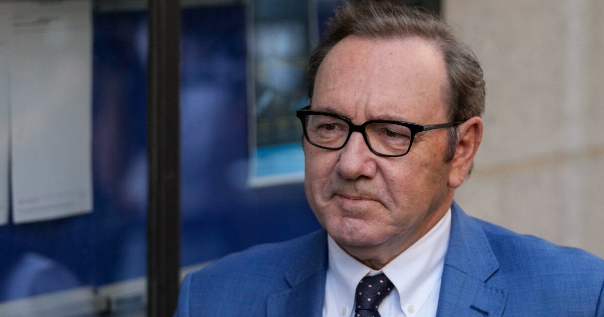 Kevin Spacey: “Perdono chi mi ha trattato da colpevole. Trump? Il potere dura finché te lo permettono”