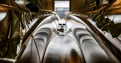 Copertina di Hypersail, la Ferrari del mare prende forma. Il capitano? Giovanni Soldini – FOTO