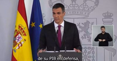 Copertina di Spese militari al 5%, il video in cui Sanchez annuncia che la Spagna non aderirà al piano Nato: “In guerra nessun vincitore”