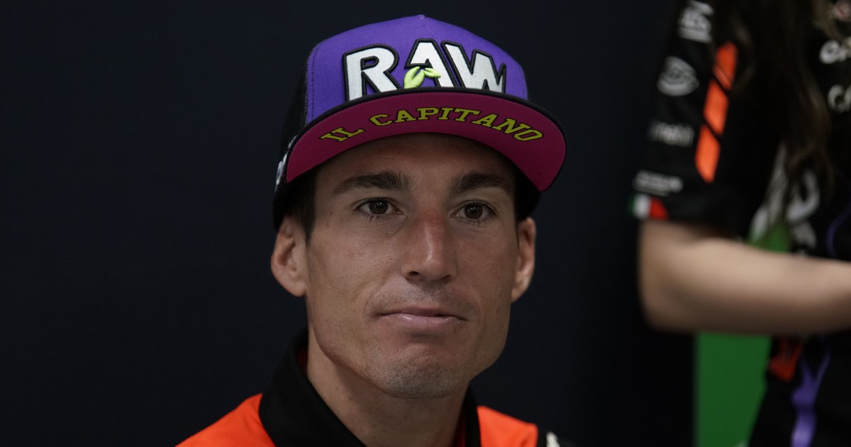 Un pilota di MotoGp diventa ciclista professionista: l’impresa di Aleix Espargarò, che esordirà al Giro d’Austria dopo aver corso ad Assen Un pilota di MotoGp diventa ciclista professionista: l’impresa di Aleix Espargarò, che esordirà al Giro d’Austria dopo aver corso ad Assen