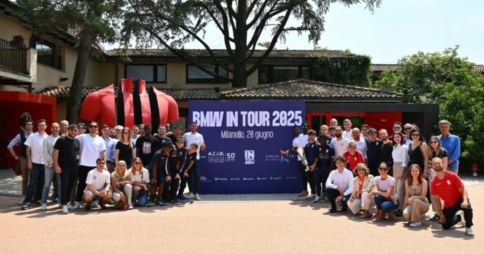 Bmw in Tour, gran finale a Milanello. Quando sport e inclusione fanno squadra