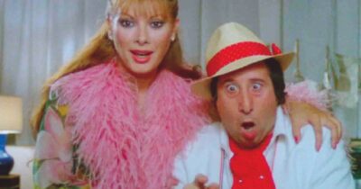 Copertina di Edwige Fenech: “Alvaro Vitali era diverso dal suo personaggio, quasi timido”