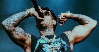 Copertina di Tony Effe in attesa di diventare padre ha battezzato il tour con una sorpresa insieme a Lazza – IL VIDEO