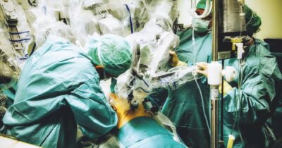 Copertina di Medico “pugile”,  paziente deceduto: c’è una denuncia