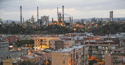 Copertina di Ilva, Urso scarica le colpe sugli enti locali