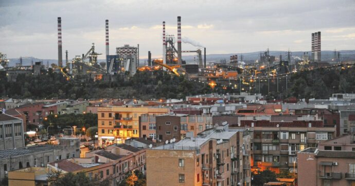 Ilva, Urso scarica le colpe sugli enti locali