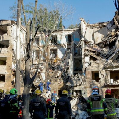 Copertina di Ucraina, una “troika” per Kiev: prestiti solo in cambio delle privatizzazioni