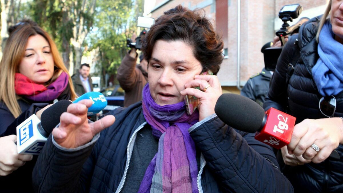 maria concetta riina torna in libert224 revocato l8217obbligo di dimora resta indagata con il marito per estorsione aggravata dal metodo mafioso da Ilfattoquotidiano.it maria concetta riina torna in libert224 revocato l8217obbligo di dimora resta indagata con il marito per estorsione aggravata dal metodo mafioso
