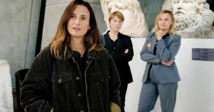 “Tre amiche”, una commediola tra Marivaux e “malimorté”