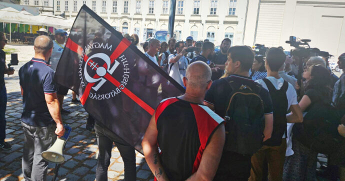 Oggi a Budapest il Pride vietato da Orban. Ma ad attendere i manifestanti c’è l’estrema destra: “Qui solo i normali”