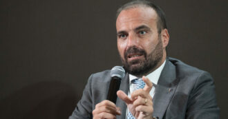 Copertina di Cosiddetto “terzo polo”, ci riprova Marattin: eletto segretario del Partito liberaldemocratico. Slogan nuovi fiammanti: “Basta destra e sinistra”