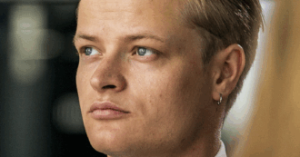 “Il processo del secolo con 32 capi d’accusa tra cui violenza sessuale e trasporto di droga”: Marius Borg Høiby fa tremare la monarchia norvegese