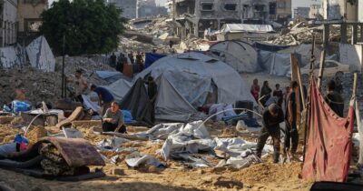 Copertina di Gaza, Qatar e Usa spingono per la tregua ora che il fronte iraniano è spento. Ma raid proseguono: “56 morti”