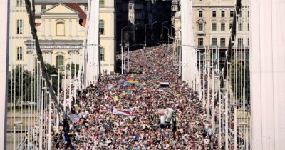 Copertina di Pride Month in chiusura: oggi anche in Europa i diritti della comunità Lgbt+ sono sotto attacco