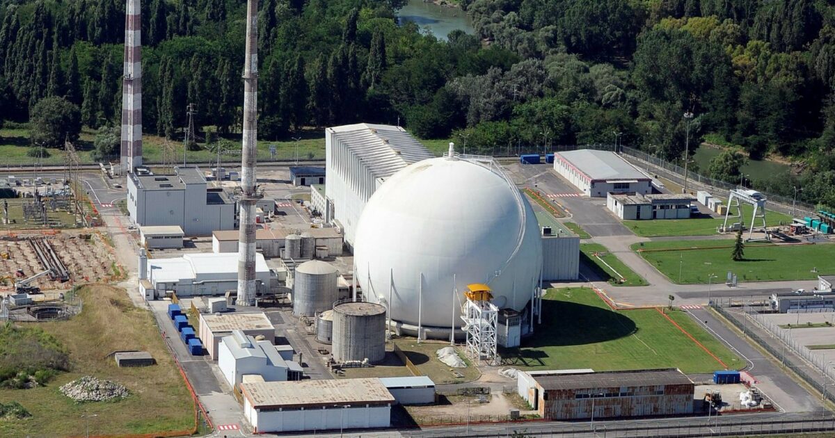 nucleare di nuova generazione i medici di isde antidemocratico pericoloso e dai tempi lunghissimi