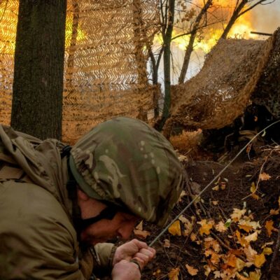 Copertina di Maxi-raid della Russia che a giugno ha preso 14 chilometri al giorno. Mine antiuomo: “Kiev le userà”
