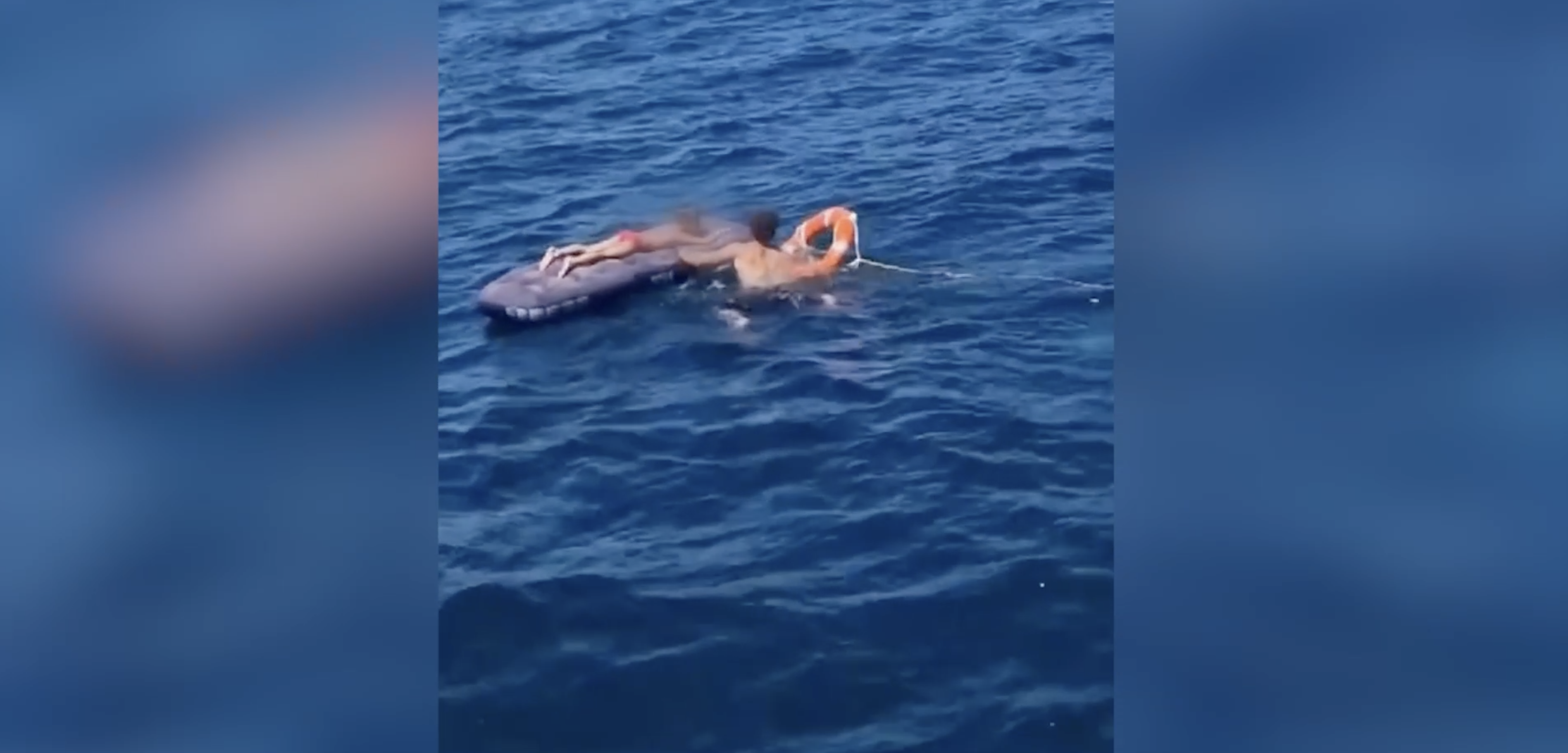napoli bambino di 5 anni trascinato con il materassino per chilometri salvato dalla guardia costiera