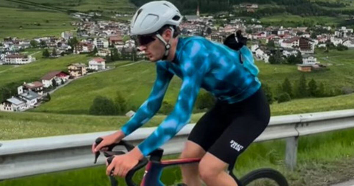 L’impresa di Filippo Conca, campione italiano di ciclismo da dilettante: “Non avevo contratto. O continuavo così o mi ritiravo” L’impresa di Filippo Conca, campione italiano di ciclismo da dilettante: “Non avevo contratto. O continuavo così o mi ritiravo”