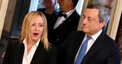 Copertina di Meeting di Cl: Draghi andrà, Meloni ci pensa