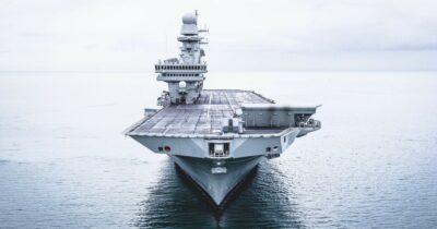 Copertina di Da Fincantieri a Piaggio, chi si riconverte al riarmo