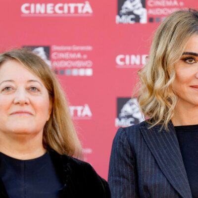 Copertina di Cinecittà, foto d’un addio: Sbarigia lascia tra i veleni