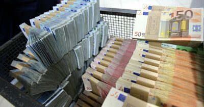 Copertina di I soldi delle tangenti nei vasi i fiori: 5 indagati nel Casertano per corruzione e altri reati