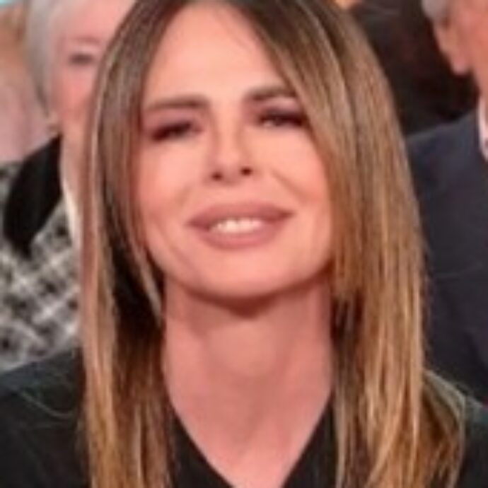 Chi sono gli esclusi dai palinsesti Rai? Da Paola Perego (che però deve essere ricollocata da contratto) a Luisella Costamagna (che sarà ospite fissa da Giletti): tutti i nomi