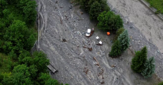Auto travolte dalla furia del torrente esondato a Bardonecchia: il video col drone