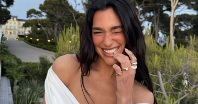 Copertina di “Si può anche decidere di non avere figli per amore. Molti miei amici non sono genitori e sono amorevoli e generosi”: Dua Lipa sulla maternità