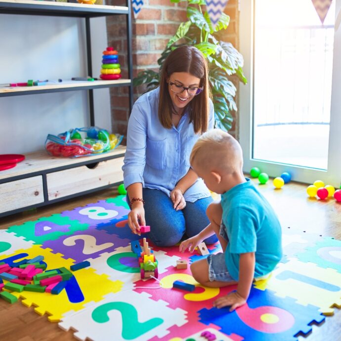 “Mi ha chiamato assiduamente ogni mezz’ora e le ho riportato dietro il bambino”: lo sfogo su Reddit dopo aver fatto da babysitter al figlio di un’amica