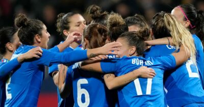 Copertina di Europei femminili, oggi l’esordio dell’Italia: dal sogno americano di Cantore all’esperienza di Girelli, tutto sulle azzurre