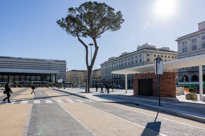 emergenza caldo cos236 le citt224 si ritrovano piazze nuove di zecca ma senza alberi n233 riparo i casi pi249 eclatanti a roma e milano soluzioni non lungimiranti