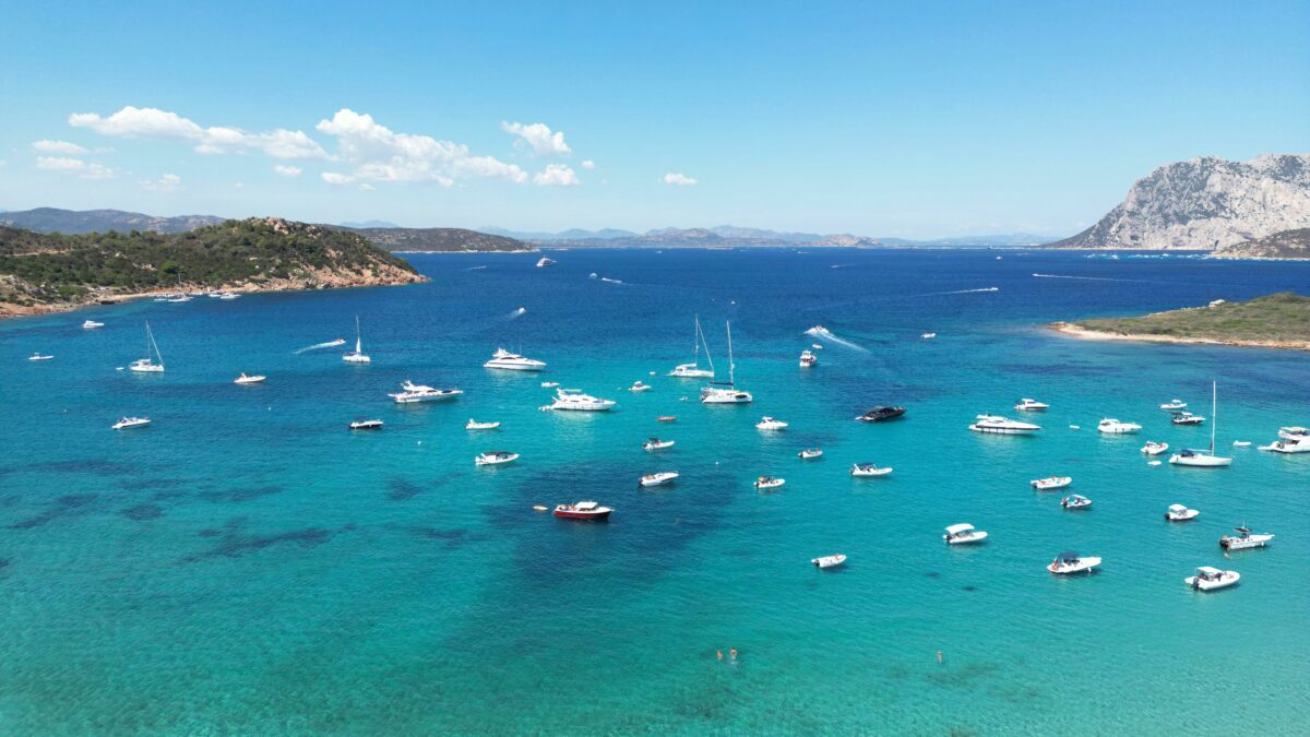 La classifica delle 30 spiagge più amate d’Italia 2026: Lampedusa sul podio, male la Puglia. Boom per  la Toscana e la Liguria