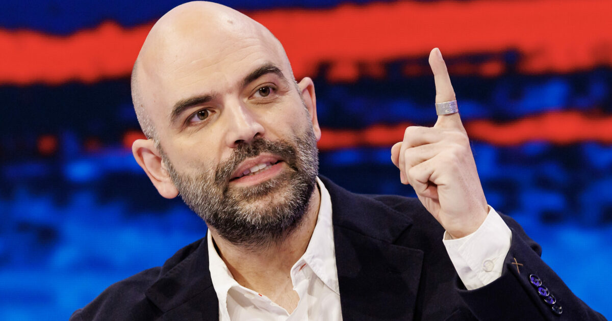 Palinsesti La7: i racconti di Roberto Saviano, le “lezioni di mafie” con il procuratore Gratteri e l’arrivo di Pinuccio da “Striscia la Notizia”. Insinna in stand by