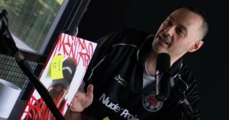 Copertina di “Oggi l’industria musicale è Instagram, dove ci sono egomaniaci, hater, scrocconi e gente che ti chiede solo video per il cugino”: così Fabri Fibra – VIDEO