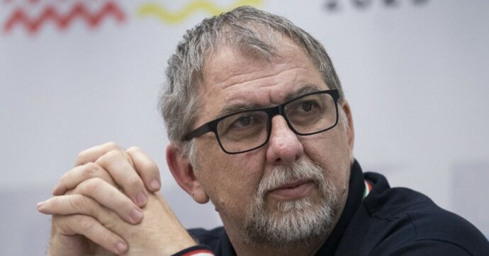 Caldo estremo, il capo della Protezione civile: “Cambiare gli orari di lavoro, l’inizio va anticipato alle 5 del mattino”