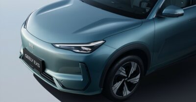 Copertina di Jameel Motors e Geely Auto sbarcano in Italia con suv elettrici e ibridi plug-in