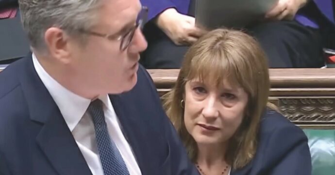 Starmer rassicura: “Reeves in lacrime per problemi suoi”