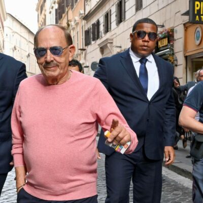 Copertina di Angelucci, regalone di Rocca: può riaprire la clinica “insanabile”