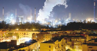 Copertina di Ilva, l’idea: l’ambientalizzazione nel 5% per la difesa. Il governo non risponde sugli esuberi