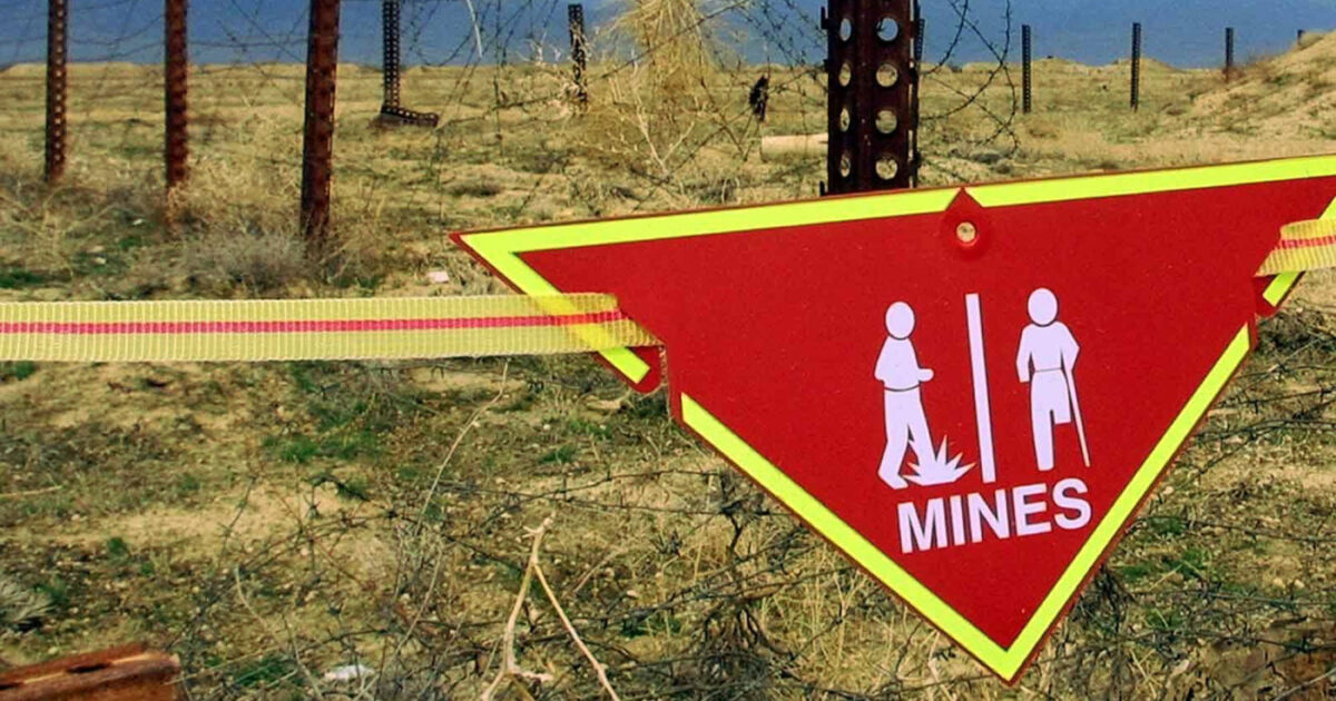 Non solo riarmo, ora si giustificano anche le mine antiuomo (al bando dal ’97): “Difendere i confini della Nato con tutti i mezzi” Non solo riarmo, ora si giustificano anche le mine antiuomo (al bando dal ’97): “Difendere i confini della Nato con tutti i mezzi”