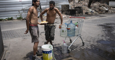 Copertina di Compagnia che gestisce l’acqua in Israele si espande in Argentina. Ma è accusata di assetare i palestinesi